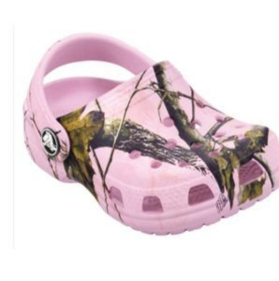 Baby Crocs Pink Realtree Camo Size 